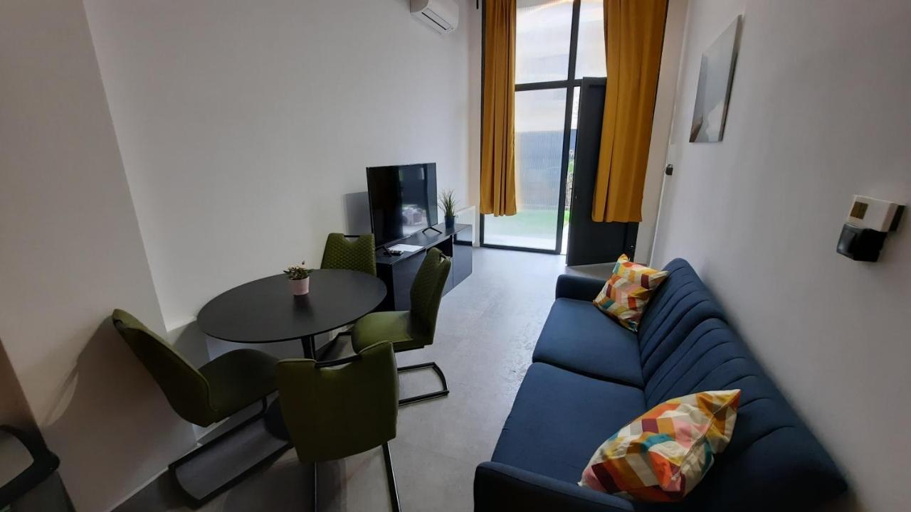 Hi-Bp In-Budapest Studio Apartman 2 Free Parking Екстериор снимка